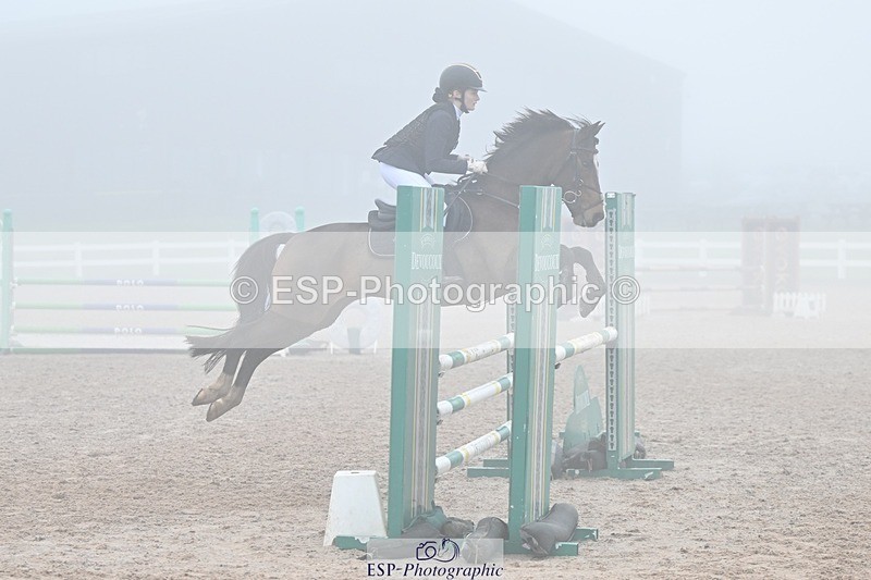 251115-113948-00245 - Cls 9 Pony Newcomers and 1m Open