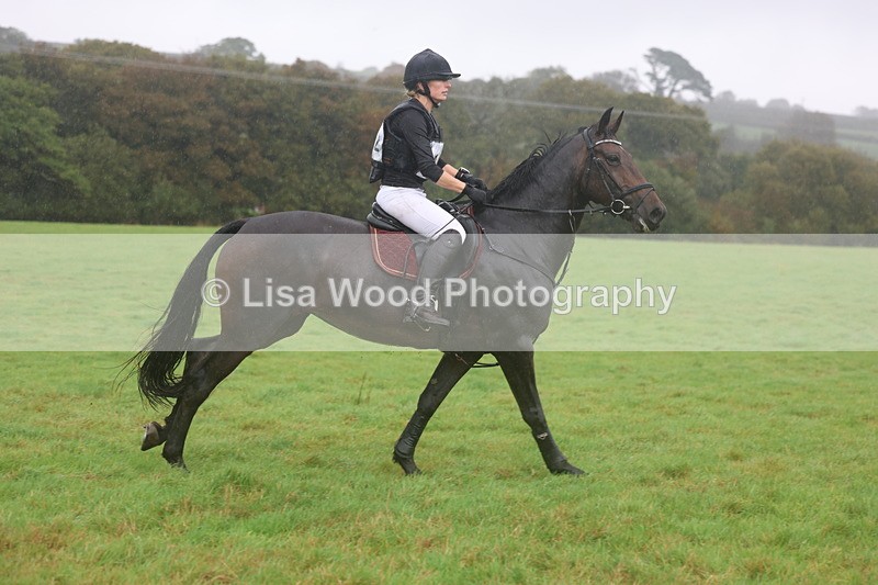 3E7A1929 - Class 4: 80cm: Box