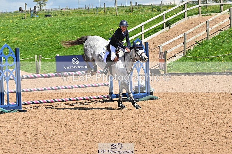 240504A-125211-01659 - Cls 4 Blue Chip Pony Newcomers & 1m Open