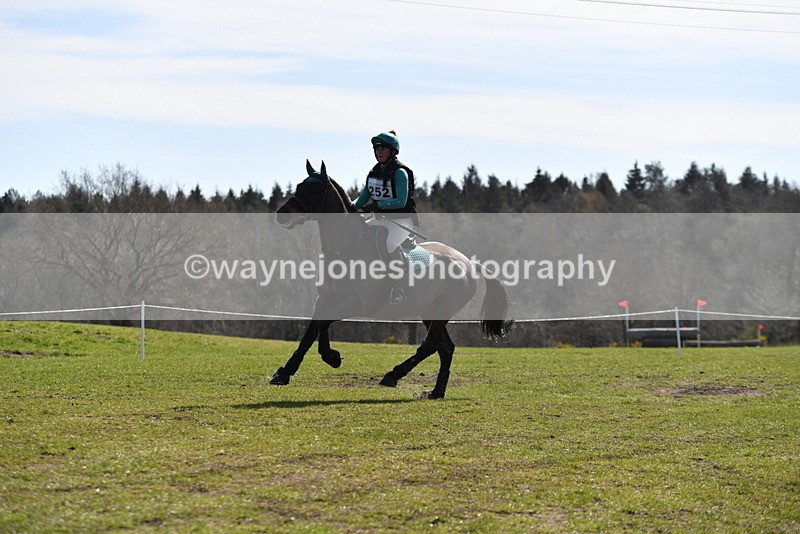 WJ5_6450 - Time 11:00 to 11:24