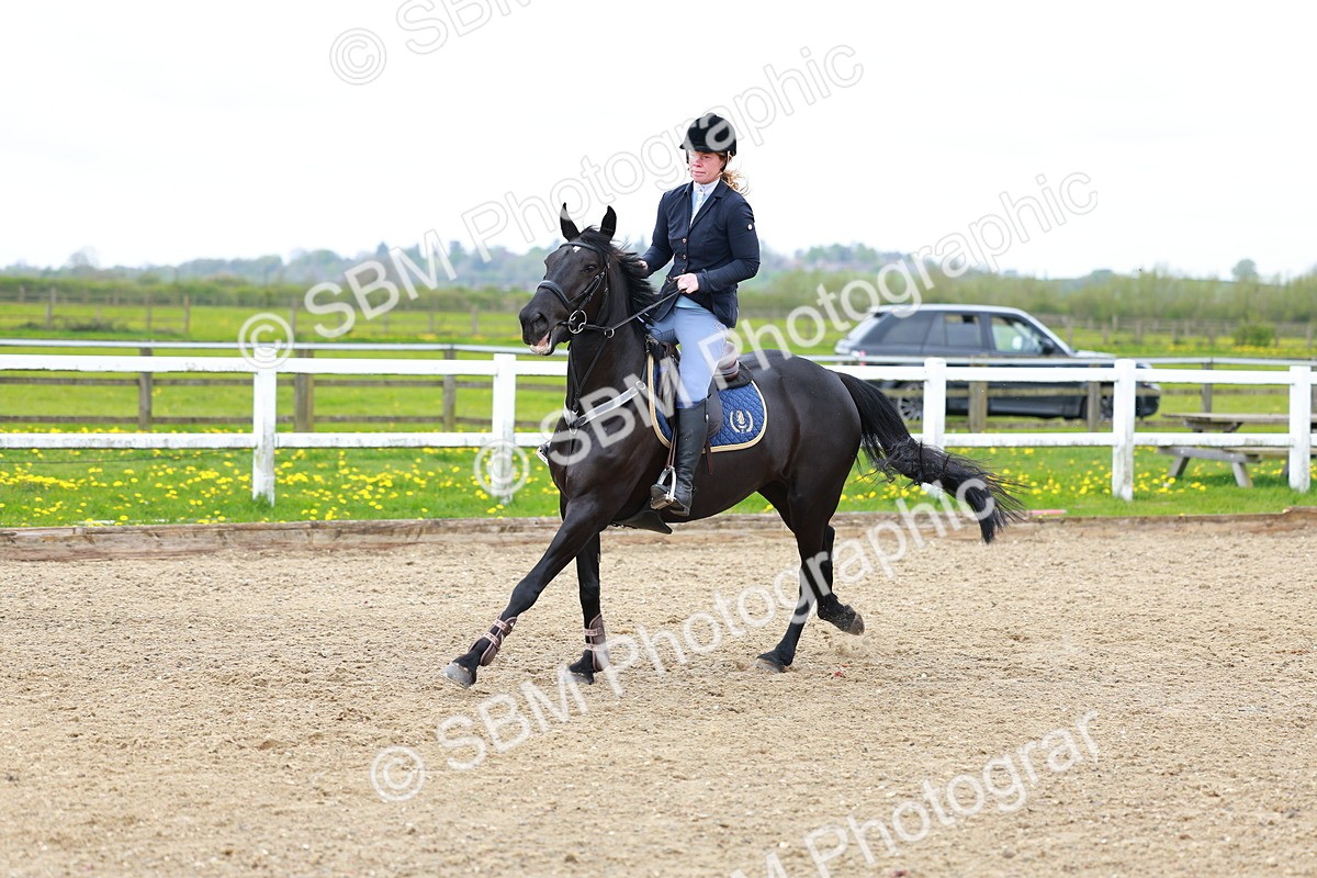 SBM_002002 - class 8 - Senior British Novice - 90cm