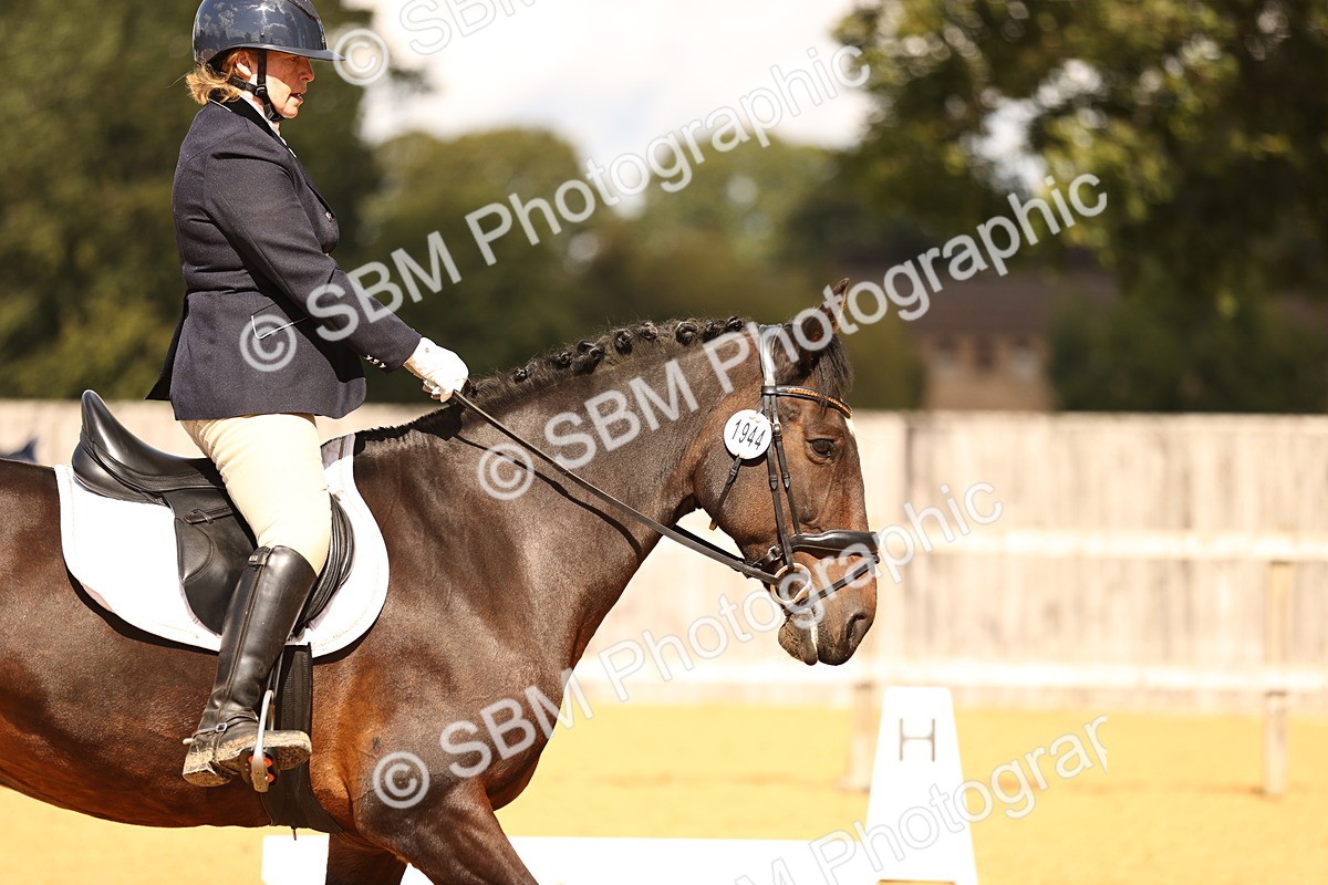 SBM_07003 - D30 Small Tour PYO Open