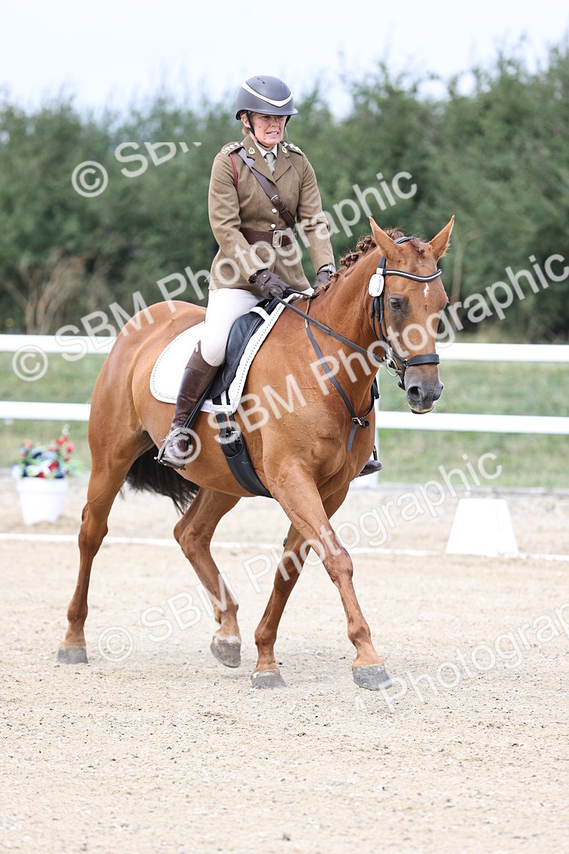 SBM_017405 - Class 14 - Novice 23 - 13.52-14.55