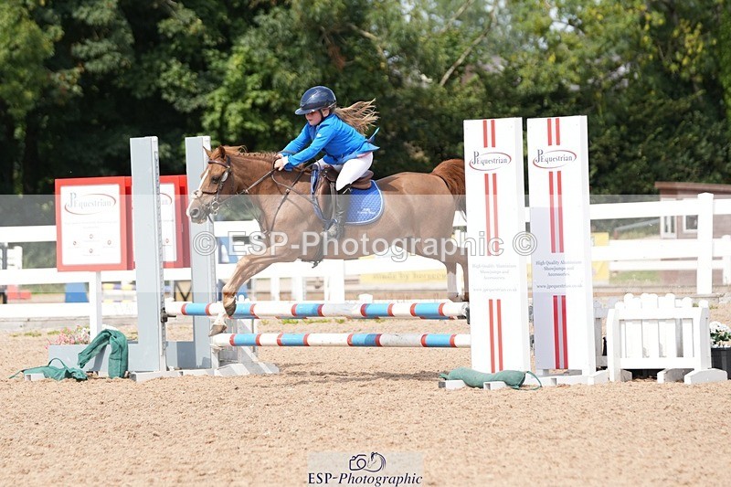 250805-151259-00076 - Clear Round and 60cm