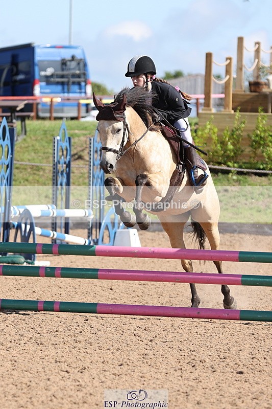 240714A-091655-01501 - Cls 1&2 128cm 10yrs & 70cm Open