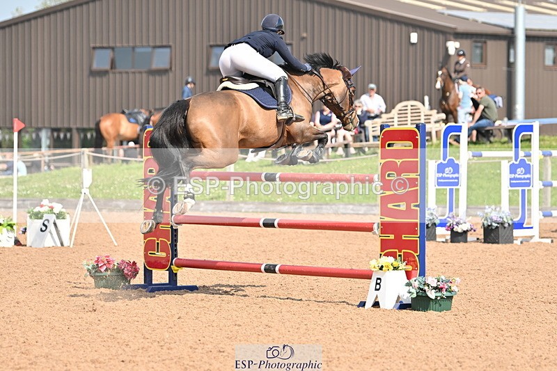 240512A-101310-17177 - Cls 48 National 1.30m Open