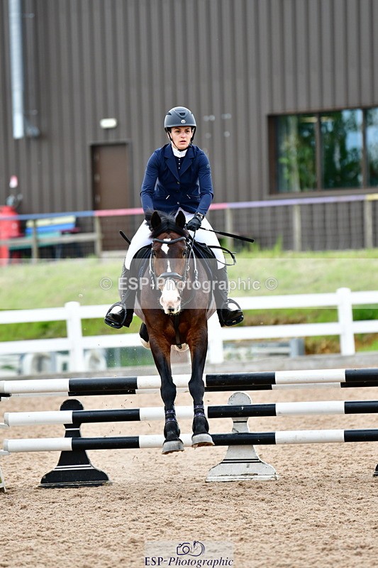 240524A-120206-03229 - Cls 20 85cm National Am Qualifier