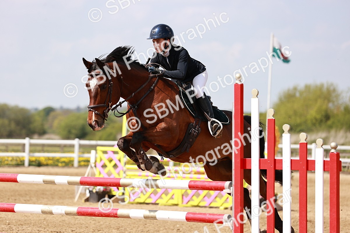  - Class 24 - Senior Newcomers - 1.10m