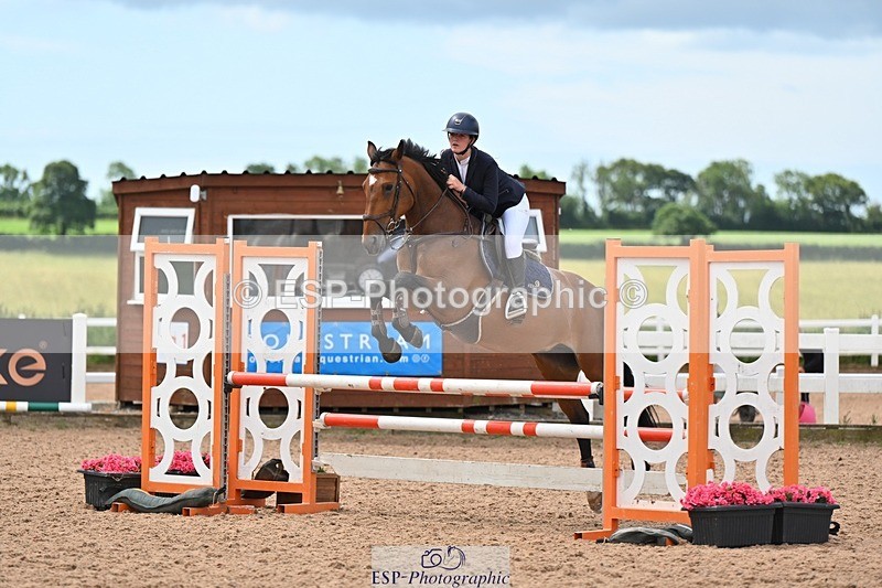 260628-111114-07649 - Cls 37 Pony Newcomers + 1m Open