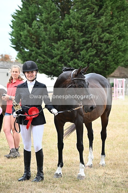 WJ6_9740 - Class 12 Minimus Jumping 45cm