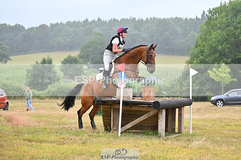 250803A-130904-14032 - M-576-Ella.Otto-SUMMERBRIDGE.TIPP