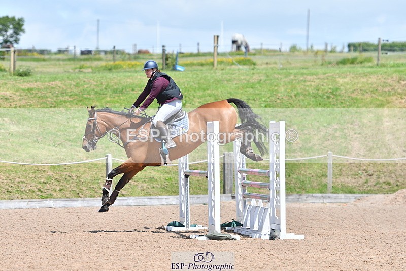 240609A-131809-05576 - Cls 18 Snr Newcomers and 1.10m Open