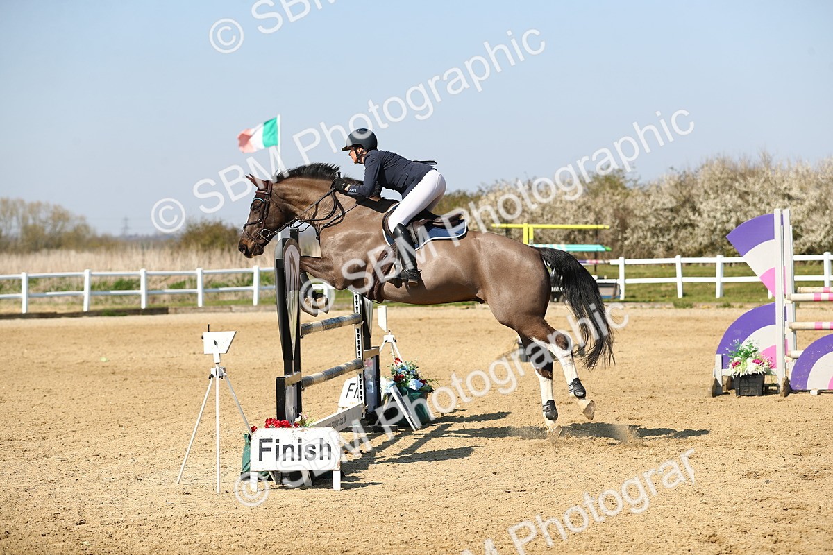 SBM_001127 - Class 4 - Senior Newcomers - 1.10m