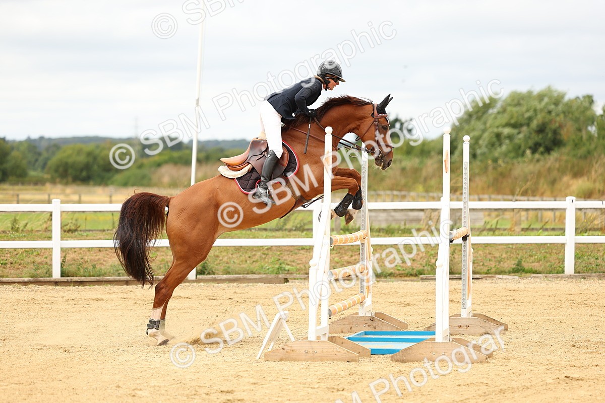 SBM_010059 - Class 3 - Senior Newcomers - 1.10m Open