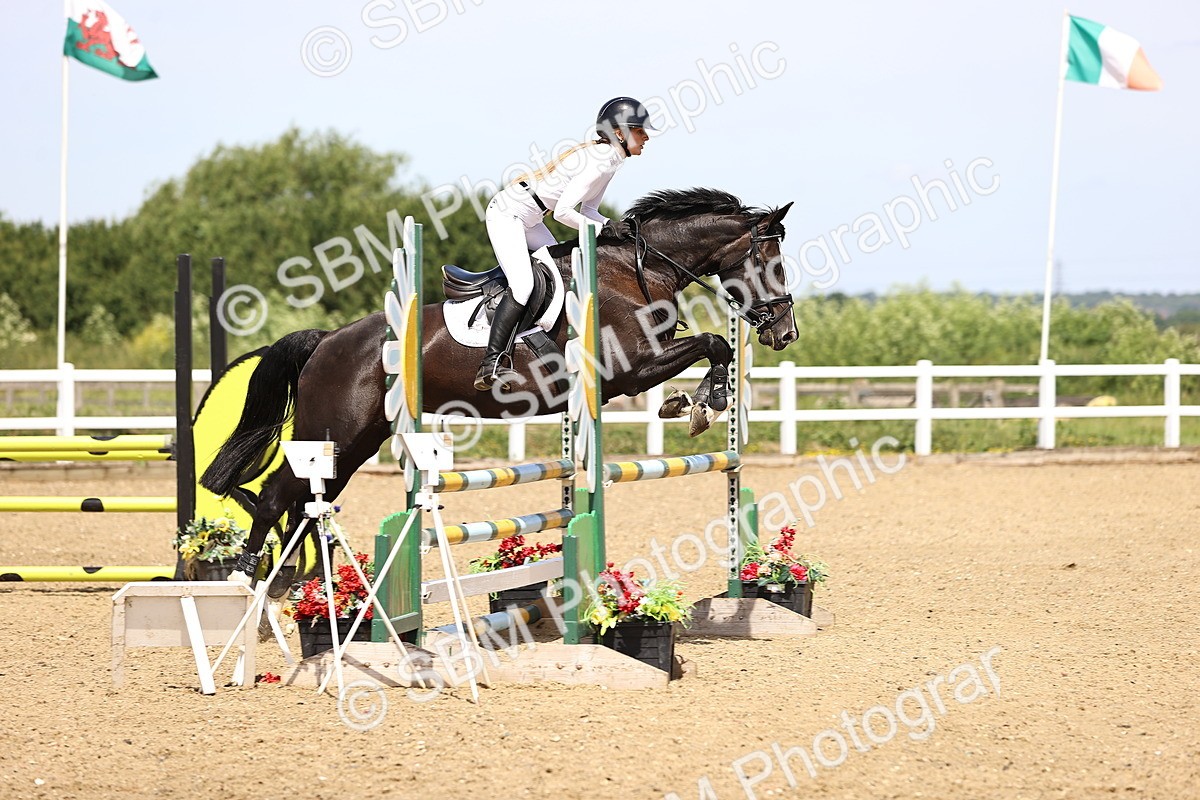 SBM_003956 - Class 9 British Novice/90cm