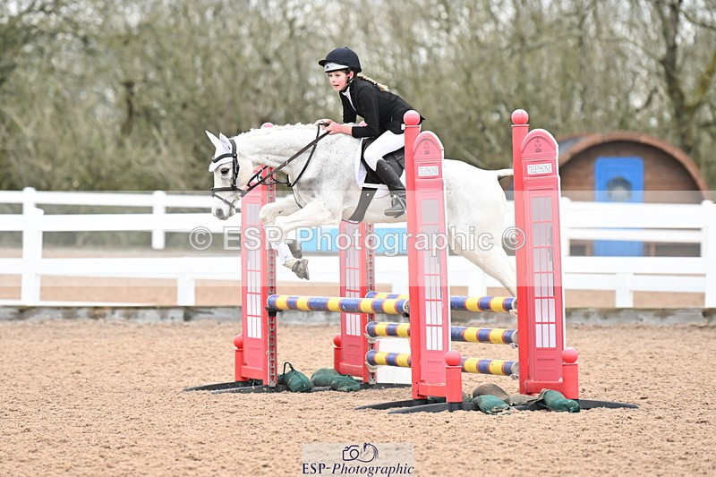 240309A-103057-00112 - Cls 1 Pony Intro 70cm