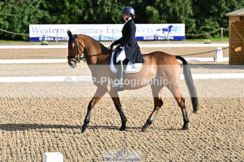 241023-143804-00350 - 102-Holly.Morris-ROYALE.LOUIS