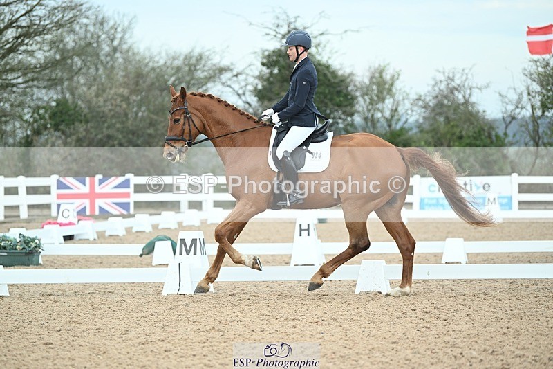 250403-085132-00428 - 034-Alejandro.Farina-Davian.Hit