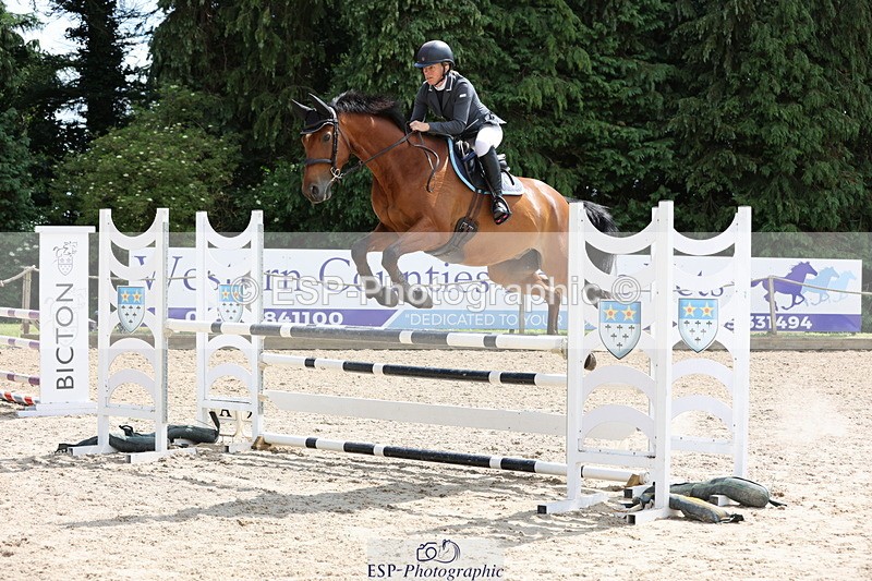 250614A-153016-08030 - Cls 30 1.05m Amateur Q and Open