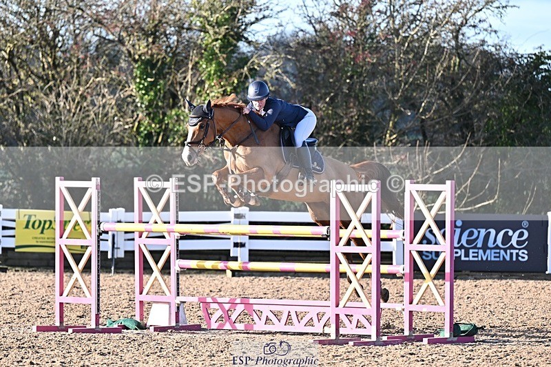 251203-125527-00587 - Cls 4 Newcomers and 1.10m Open