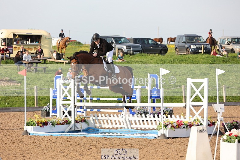 240511A-185406-16026 - Cls 39 Chard Equ Derby