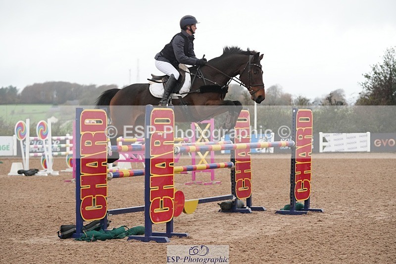 251107-130621-01071 - Cls 6 Foxhunter and 1.20m Open