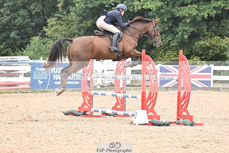 250917-135842-00749 - Cls 5 Foxhunter and 1.20m Open