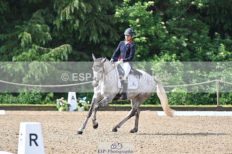 250523A-091812-05175 - C-253-Kirsty.Chabert-GLOBAL.EMPRESS