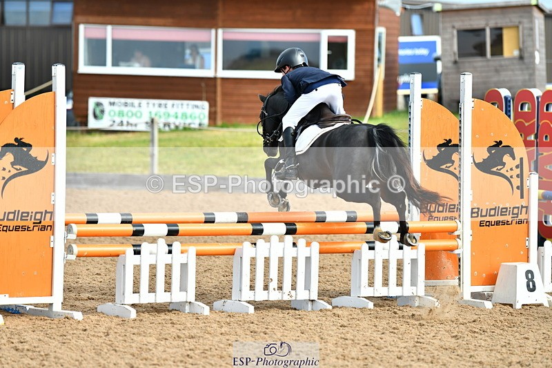 230624A-090916-00056 - Cls 36 Stepping Stones 128 & 138cm