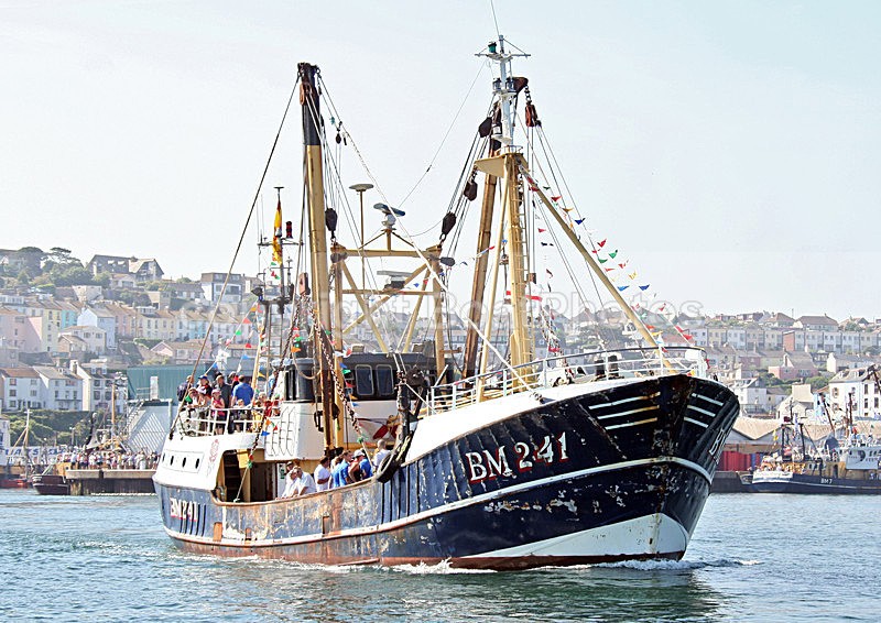 060617 MACDALENA BM-241 IMG_9391 - BRIXHAM TRAWLER RACE 2006