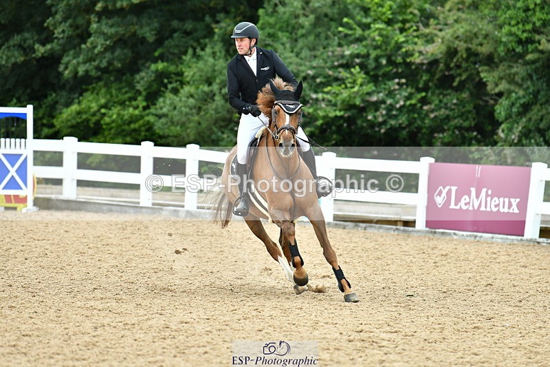 230721A-141604-06820 - Cls 22, 1 Star Gold 1.30m