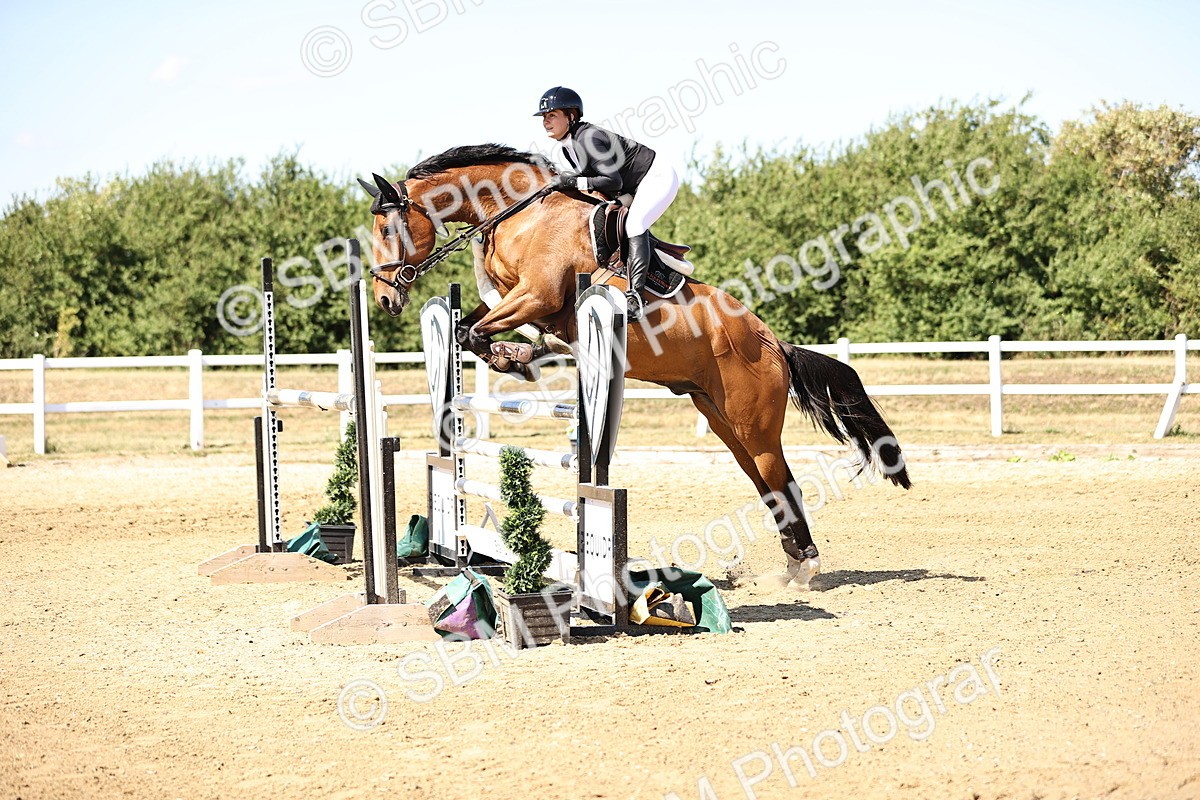 SBM_015147 - Class 16 - Senior foxhunter - 1.20m Open