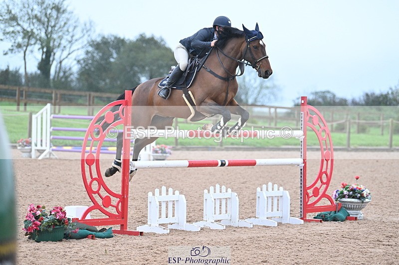 231013A-161907-03283 - Cls 10 National 1.30m Open