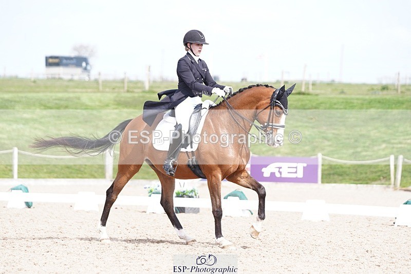 250403-135616-02799 - 029-Charlotte.Dicker-Catherston.Timeless