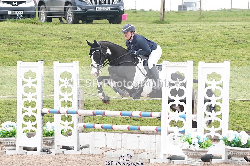 250419-121306-09611 - 424-Issy.Hollidge-CORBETT