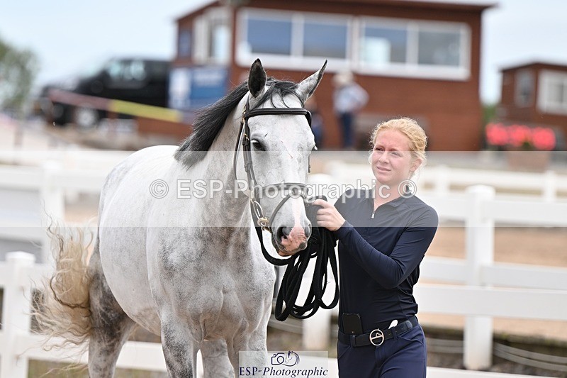 250716-155816-02308 - Trot Up 3.30 to 4.30