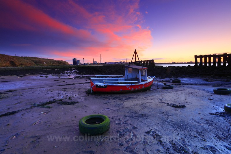 Lone Boat at Sunset, South Gare, Redcar.         ref 1557 - North Yorkshire and Cleveland
