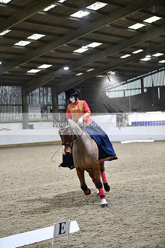 WJ5_9335 - Time 13:04 to 13:41 Fancy Dress DTM