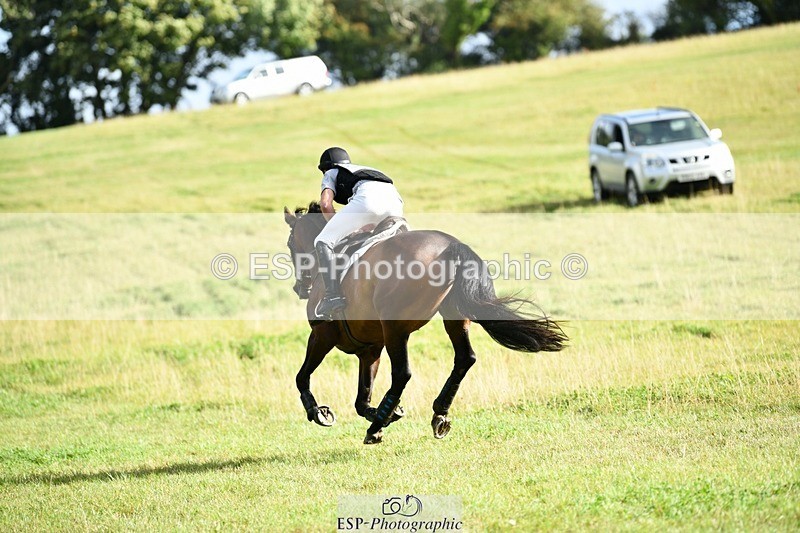 250831-095156-05725 - L-563-Thomas.Hawke