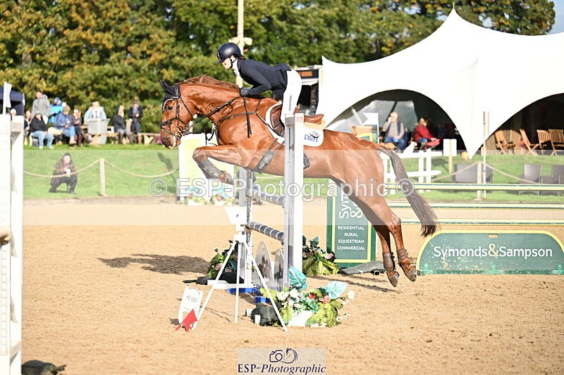 251024A-102624-06441 - B-139-Kirsty.Short