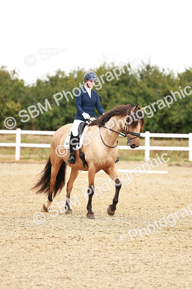 SBM_001738 - Class 4 - P2 Warm Up 10.46-12.10