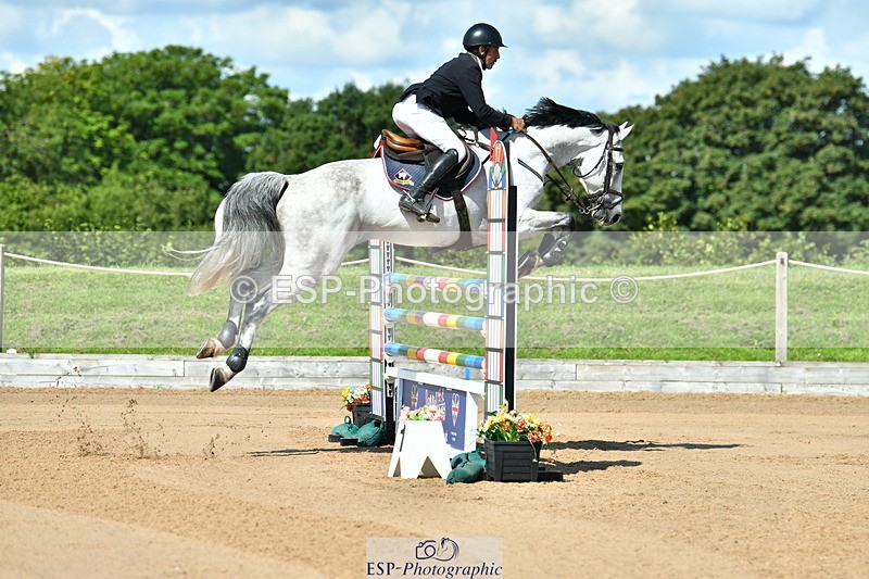 230720A-103736-01909 - Cls 5, 2 Star Medium 1.35m