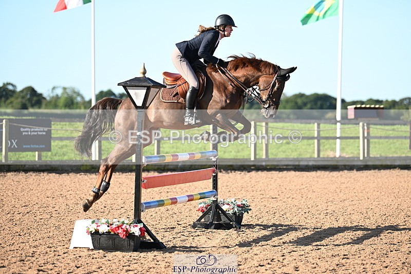 240913A-090727-03160 - Cls 13 Snr 1.05m & 1.10m Open