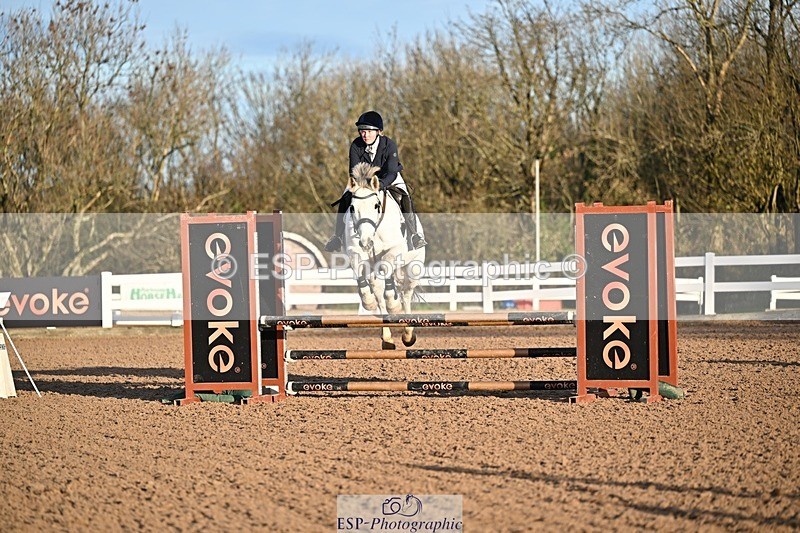 251126-091028-00024 - Cls 0 + 1, Clear Round, British Novice and 90cm