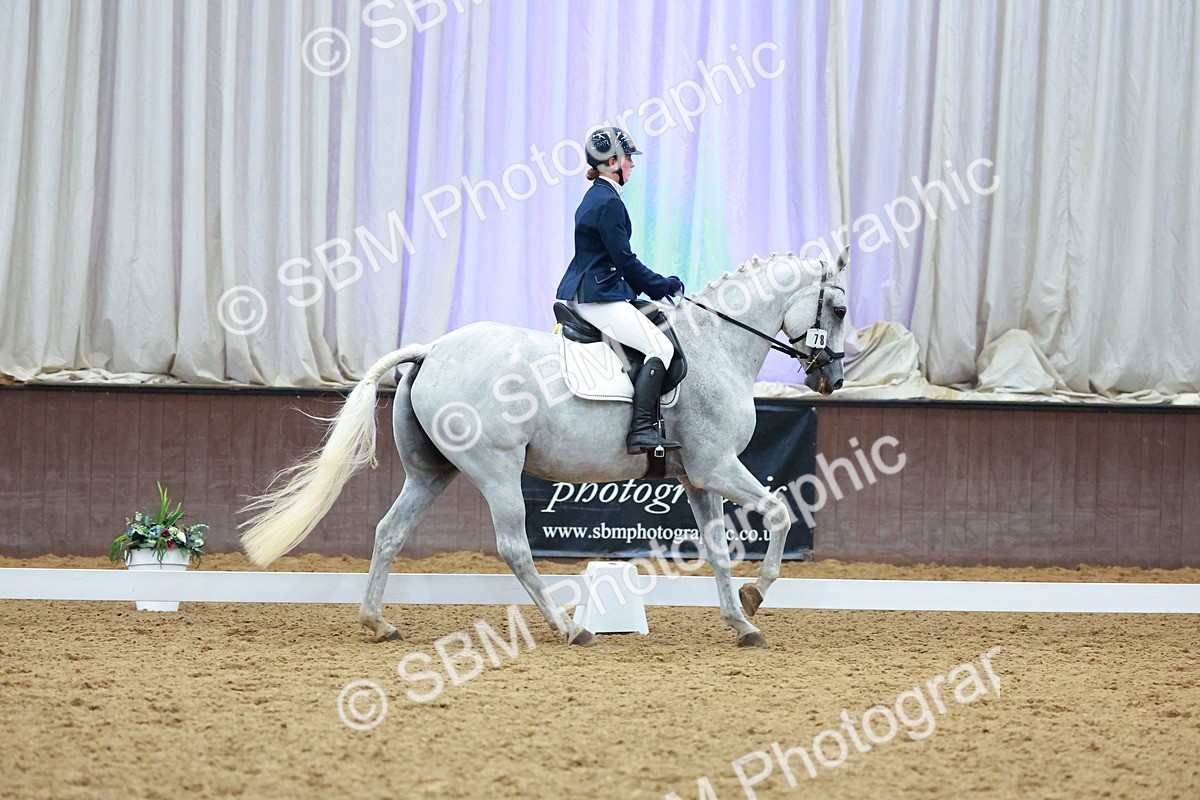 SBM_004121 - Class 12 - E2 Championship - 14.50-15.53