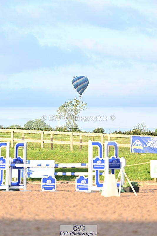 240628A-203527-02052 - Cls 7 Graham Heath 128cm + 138cm