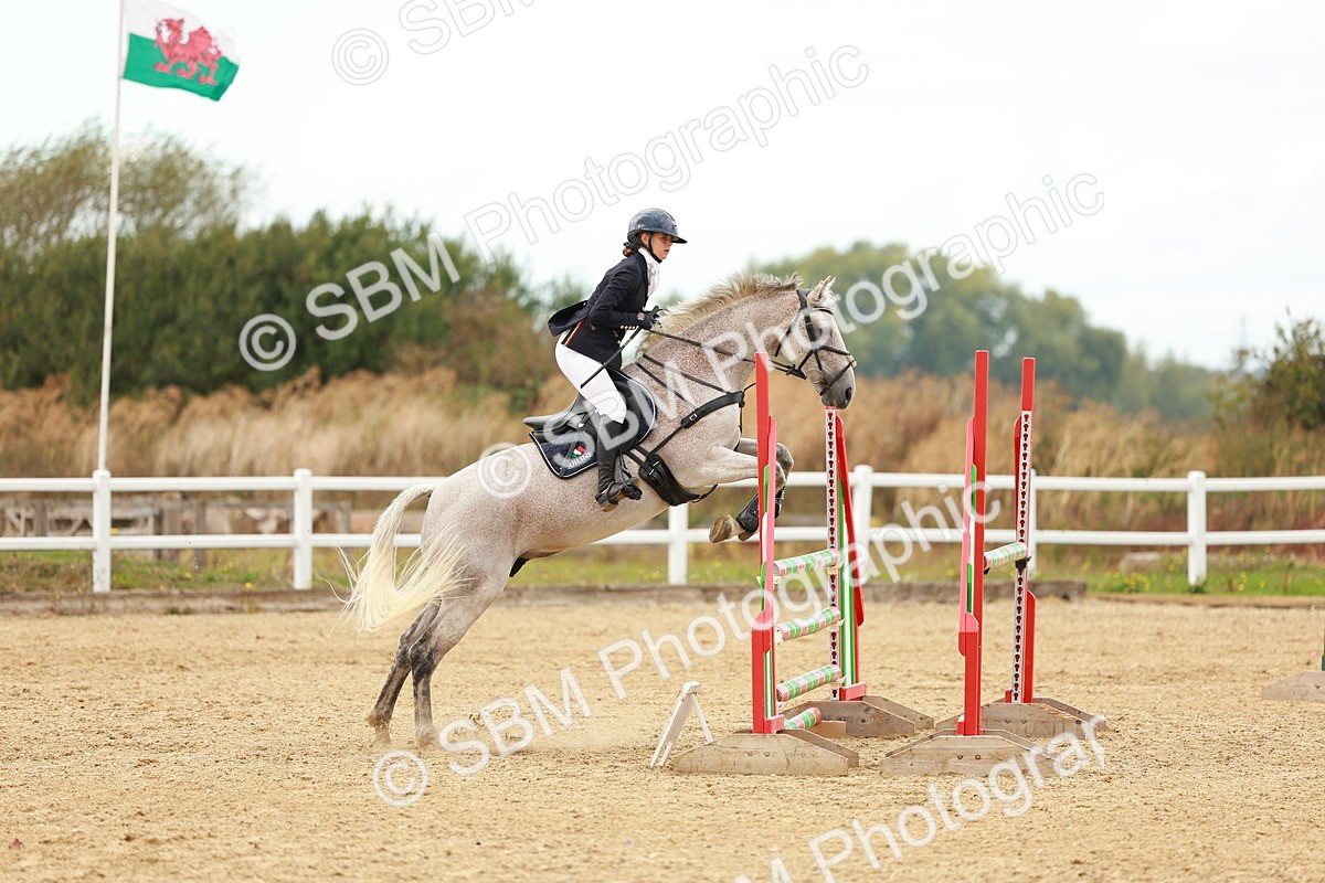 SBM_001532 - Class 4 - Senior Newcomers - 1.10m