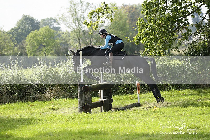  WWHT 171021 2935 - Intermediate (0.90m)  17/10/21