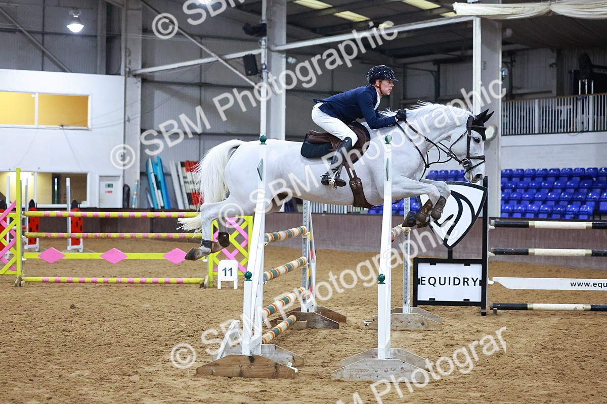 SBM_002512 - Class 5 - Senior Foxhunter 1.20m