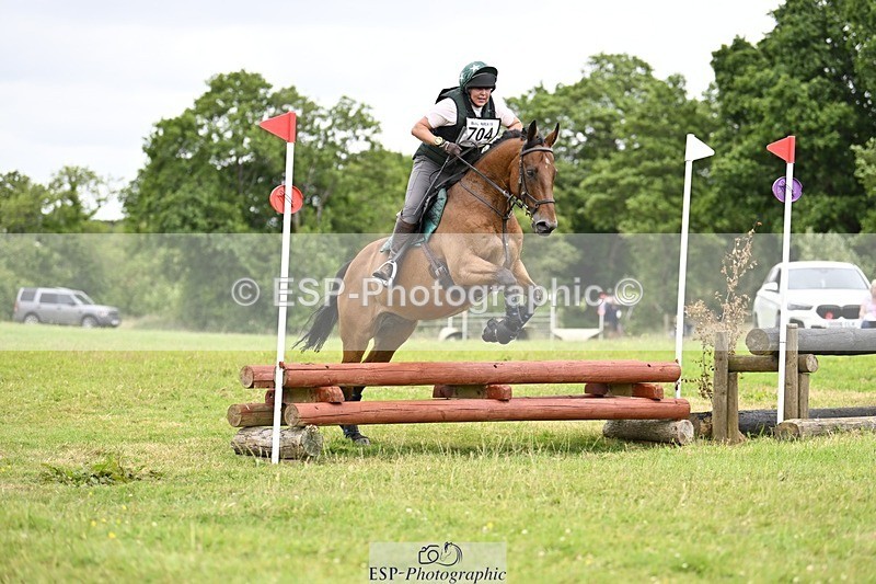 240630-152718-02685 - 704-Juliette_Huckstep-Olly_Murs